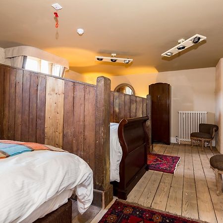 The Bull Hotel Olney Buitenkant foto